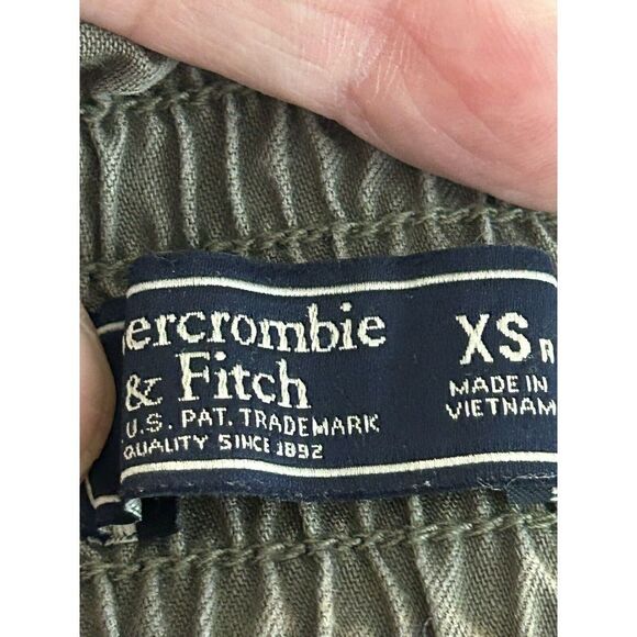Abercrombie & Fitch Gray 100% Lyocell Pull-On Cuffed Cargo Pants Womens XS - Picture 3 of 4
